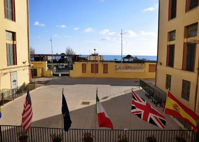 Litus Roma Hostel